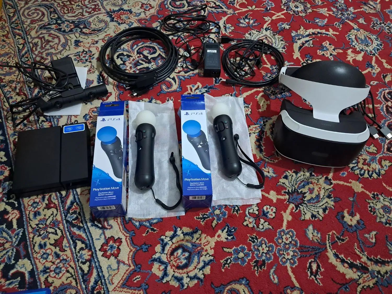 عینک واقعیت مجازیPlaystation VR کارکرده کاملا سالم|کنسول، بازی ویدئویی و آنلاین|شیراز, شهرک گلستان|دیوار