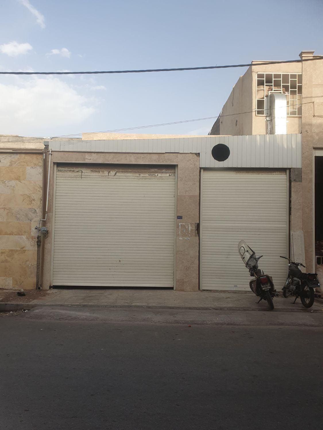 کارگاه ۱۹۵ متری همکف ۷متر نیم بهر|فروش دفتر صنعتی، کشاورزی، تجاری|قم, بیست متری ولیعصر|دیوار