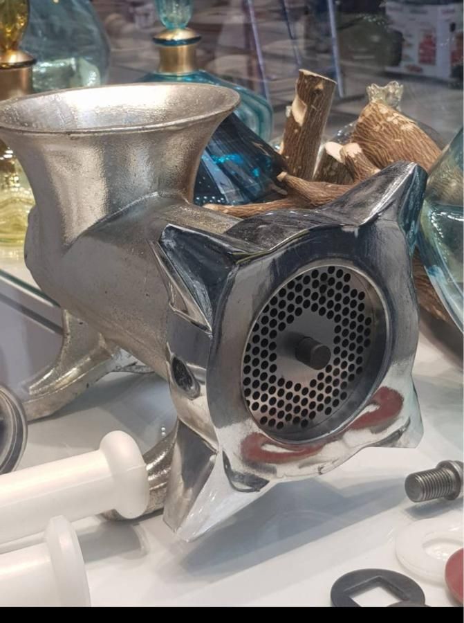 تعمیر و فروش انواع قطعات چرخ گوشت خانگی و صنعتی|خردکن، آسیاب، غذاساز|تهران, مجیدیه|دیوار