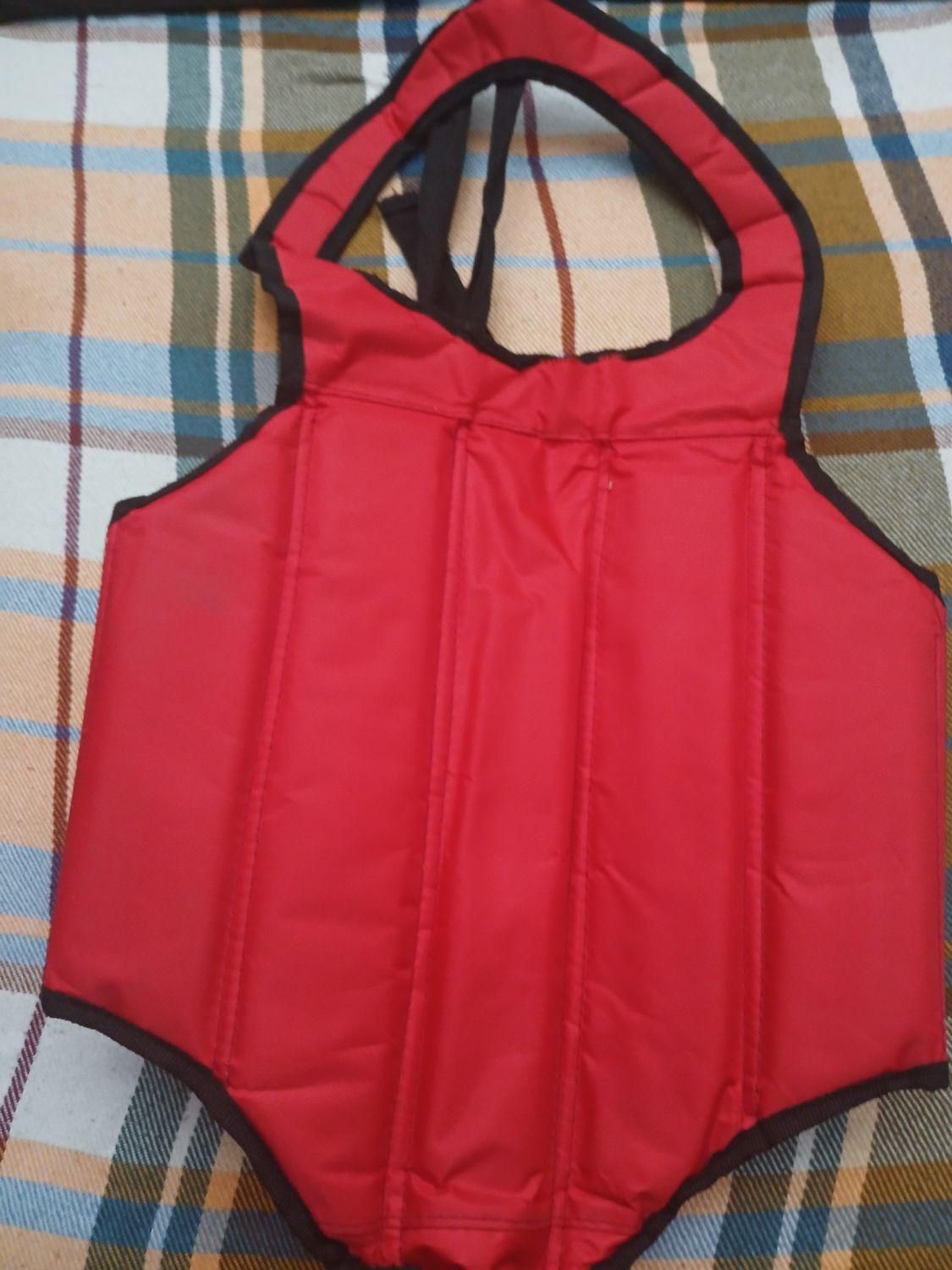 تعدادی وسایل ووشو|تجهیزات ورزشی|داران, |دیوار