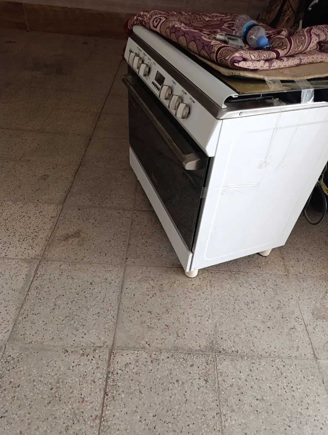 اجاق گاز فر دار بیشل|اجاق گاز و لوازم برقی پخت‌وپز|اصفهان, باغ فدک|دیوار