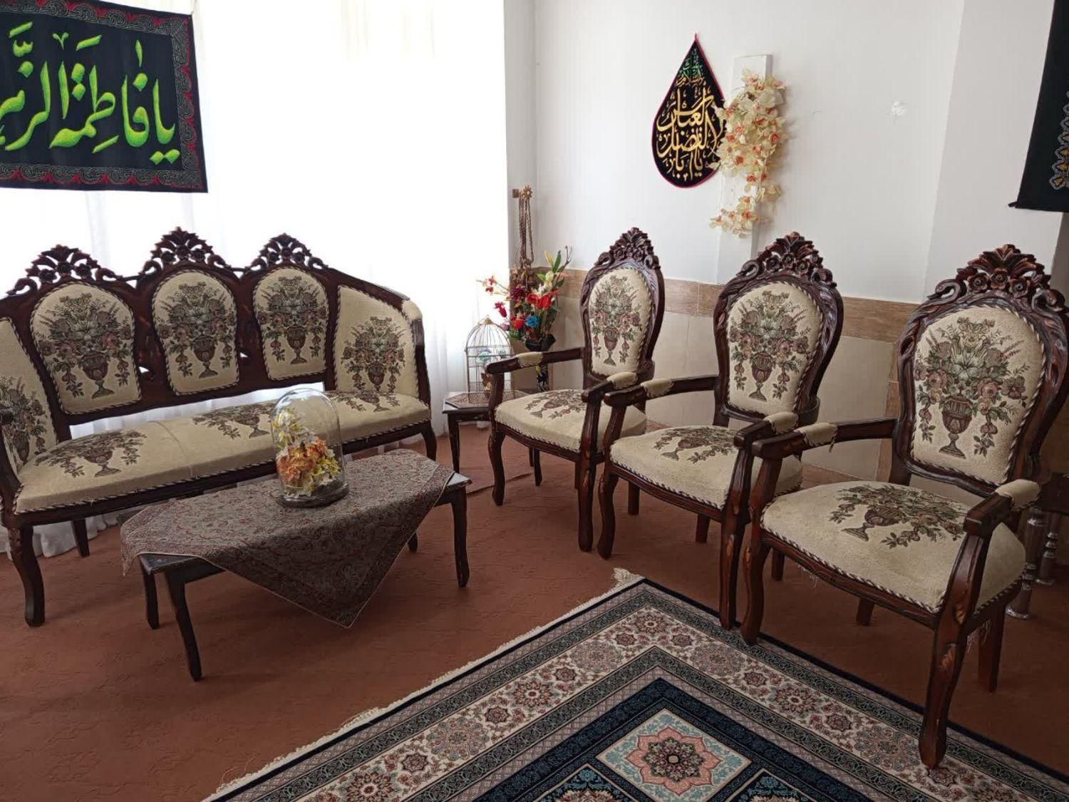 مبلمان|مبلمان خانگی و میز عسلی|اصفهان, تیران|دیوار