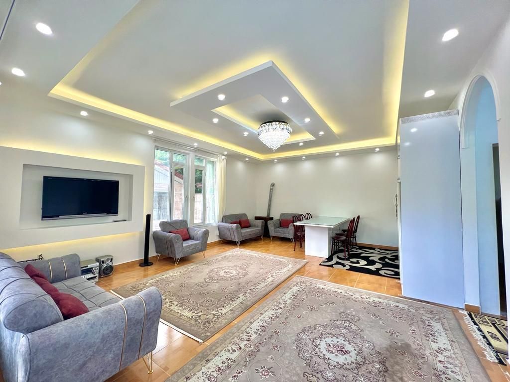 اجاره ویلا استخر دار حیران|اجارهٔ کوتاه‌مدت ویلا و باغ|اردبیل, |دیوار