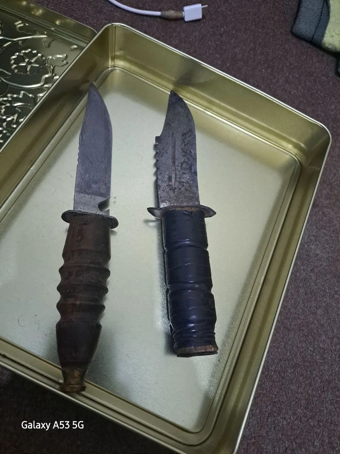 دو عدد چاقو مسافرتی و کمپینگ حتی معاوضه با چادر|کوهنوردی و کمپینگ|تهران, جنت‌آباد جنوبی|دیوار