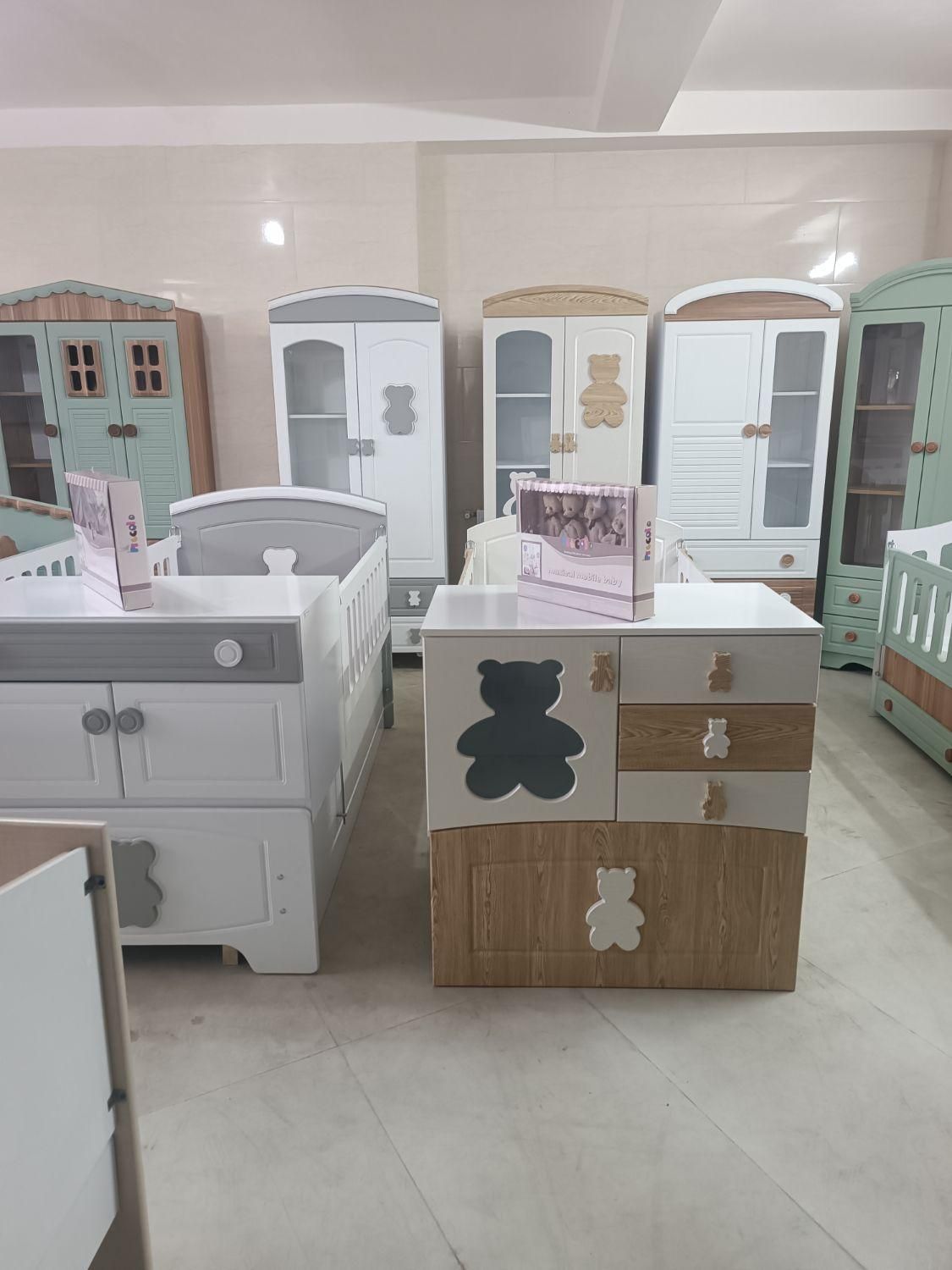 تخت وکمد نوزادی * رنگی*100مدل تنوع زیبا|تخت و سرویس خواب|رشت, استقامت ۱|دیوار