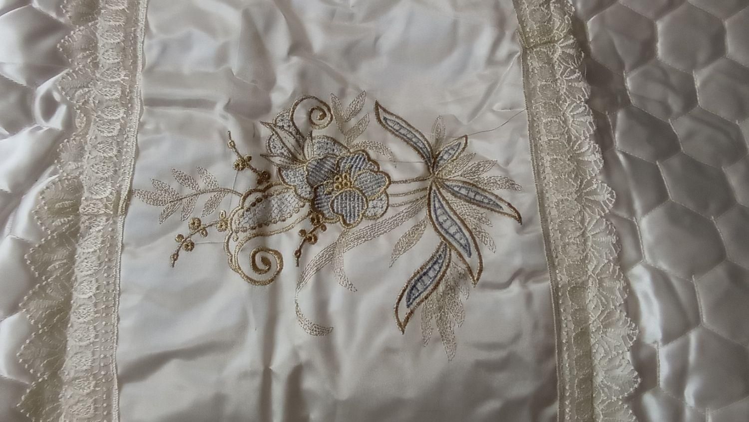 سرویس رو تختی. ۹تیکه بدون استفاده اکا|سرویس روتختی|همدان, |دیوار