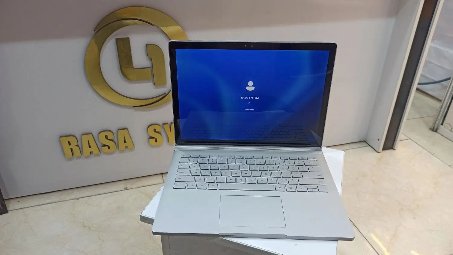 لپ تاپ تبلت شو surface book 2 گرافیک دار|رایانه همراه|سبزوار, پاسداران|دیوار