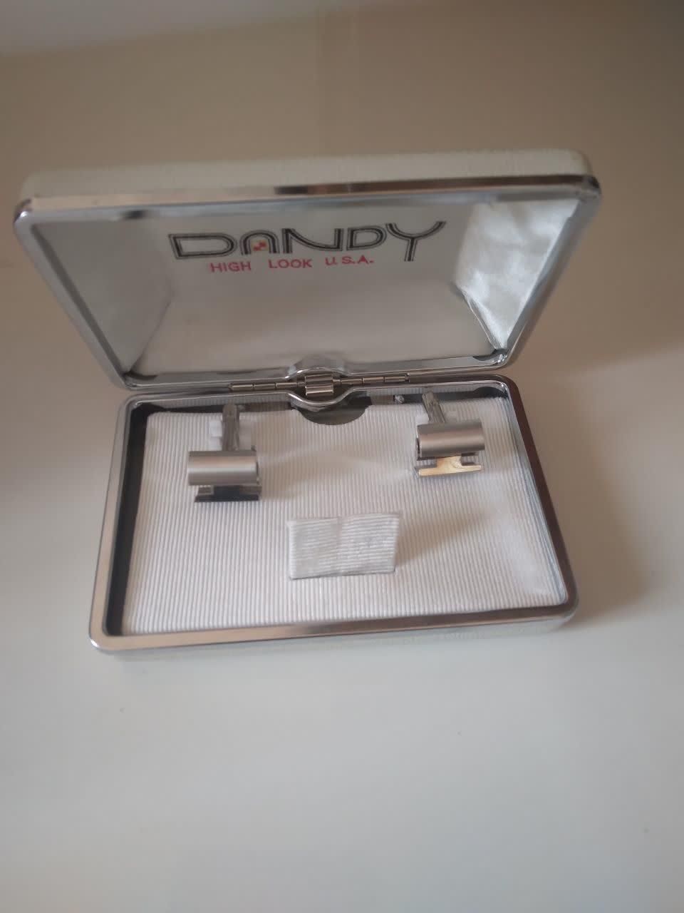 دکمه سر دست عتیقه|کلکسیون اشیاء عتیقه|تبریز, |دیوار