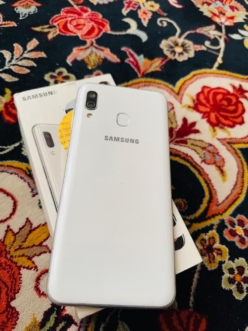 سامسونگ Galaxy A30 ۶۴ گیگابایت در حد نو بدون مشکل|موبایل|تهران, شهر زیبا|دیوار