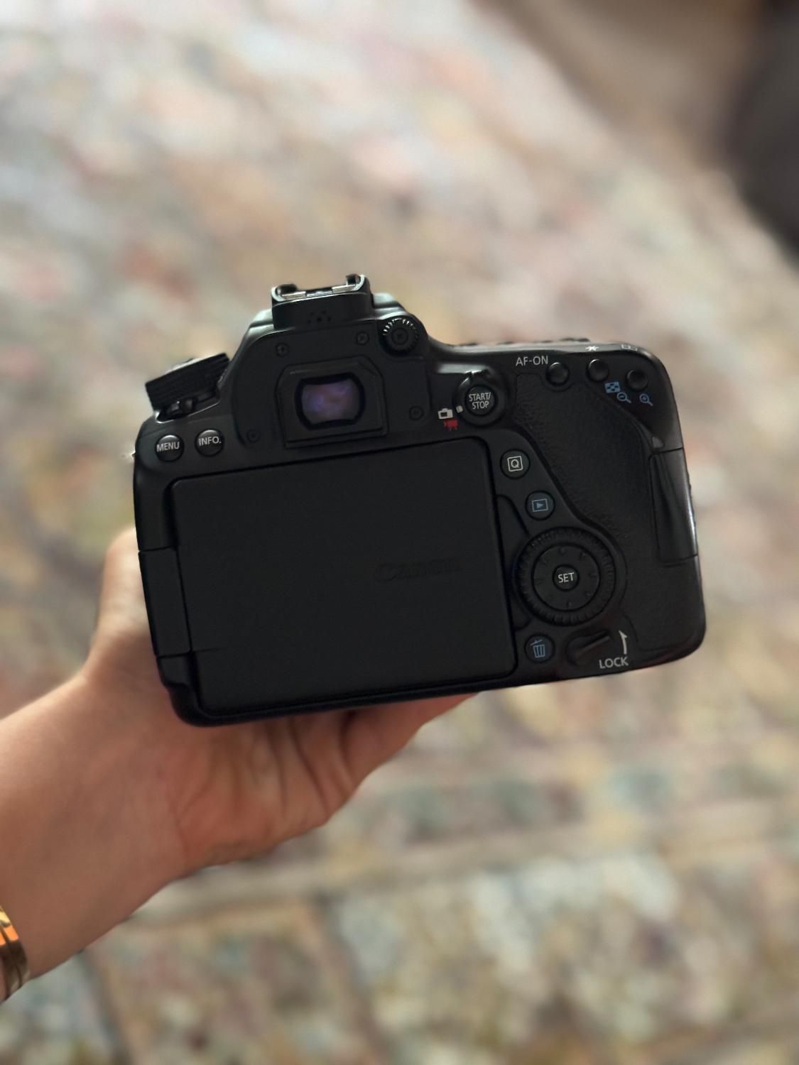 دوربین Canon 80D با لنز 18-135|دوربین عکاسی و فیلم‌برداری|چالوس, |دیوار