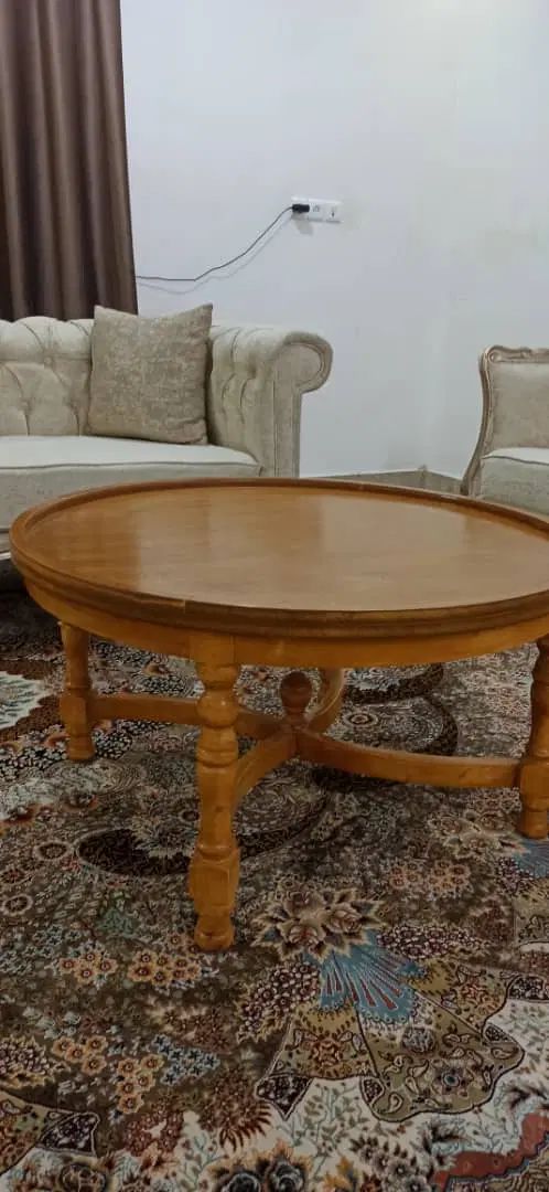 سلام ۲ عدد جلو مبلی  چوبی تمیز  بدون ضربه و خوردگی|مبلمان خانگی و میز عسلی|اهواز, شریعتی جنوبی|دیوار
