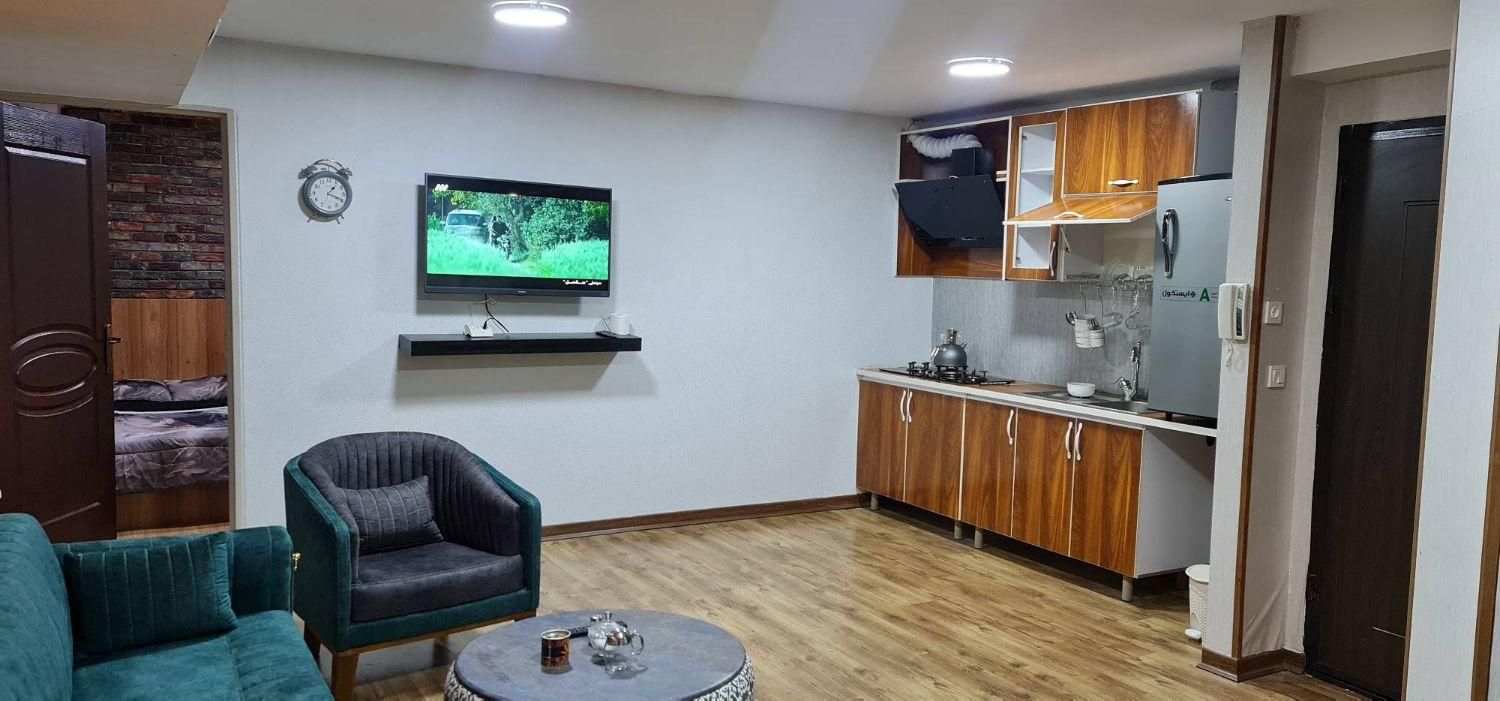 دوخوابه اشرفی اصفهانی|اجارهٔ کوتاهمدت آپارتمان و سوئیت|تهران, صادقیه|دیوار