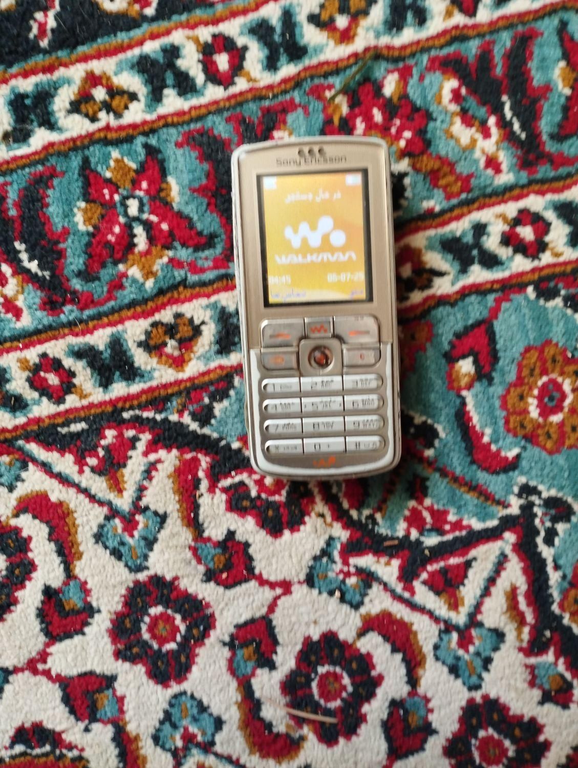 گوشی سونی اریکسون w700 سالم|موبایل|ابریشم, |دیوار