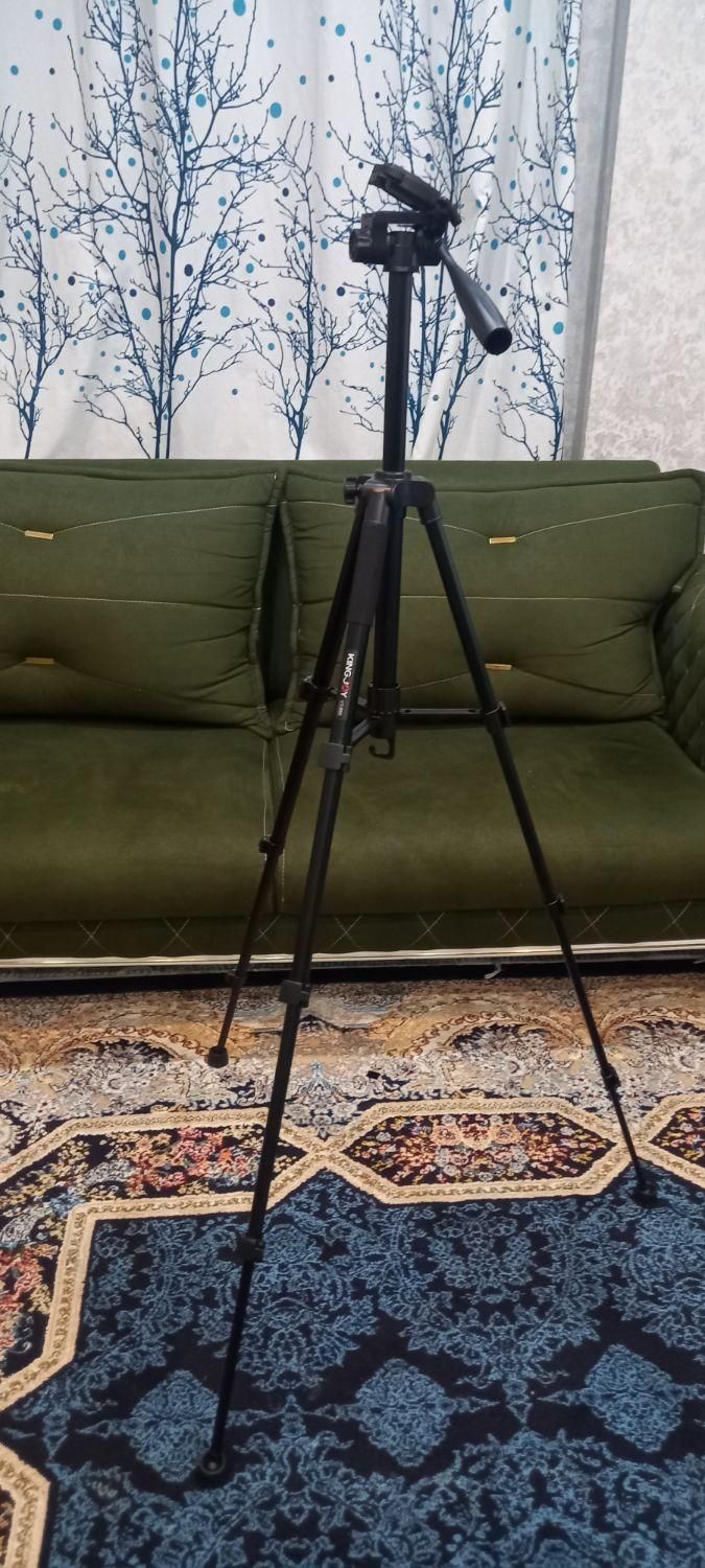 سه پایه دوربین عکاسی مارک کینگ جوی VT880|دوربین عکاسی و فیلم‌برداری|زرقان, |دیوار