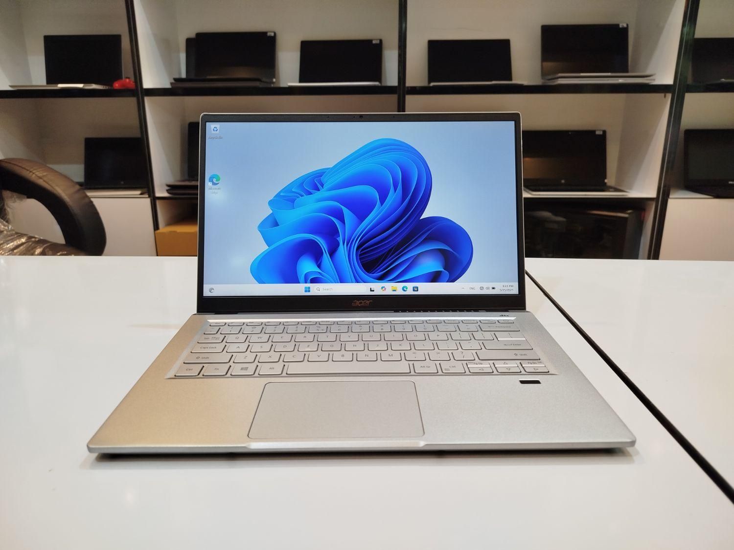 لپتاپ Acer Swift نسل 11،زینی وند ،بالا علاالدین|رایانه همراه|خرم‌آباد, |دیوار