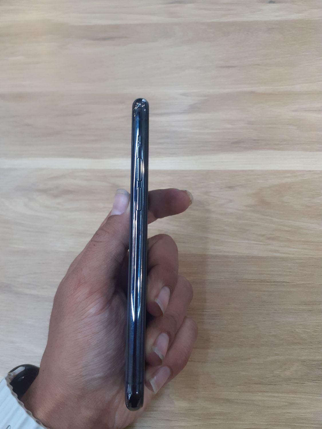 اپل iPhone 11 Pro با حافظهٔ ۵۱۲ گیگابایت|موبایل|تهران, تهران‌سر|دیوار