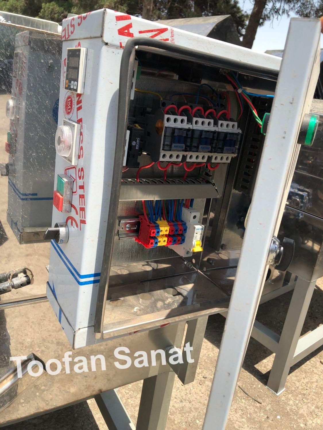 دستگاه قطعه شویی در ابعاد مختلف|ماشینآلات صنعتی|رشت, گلسار|دیوار