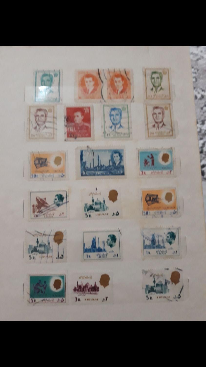 یک عد قاب عکس شاه زنش وپسرش ویک البوم تمبرشاهی|کلکسیون سکه، تمبر، اسکناس|رشت, نظری|دیوار