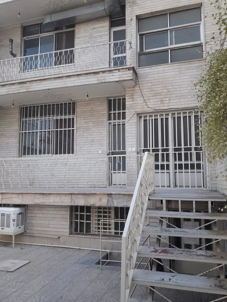 دربستی مناسب انبار ورزشی|اجارهٔ خانه و ویلا|تهران, منیریه|دیوار