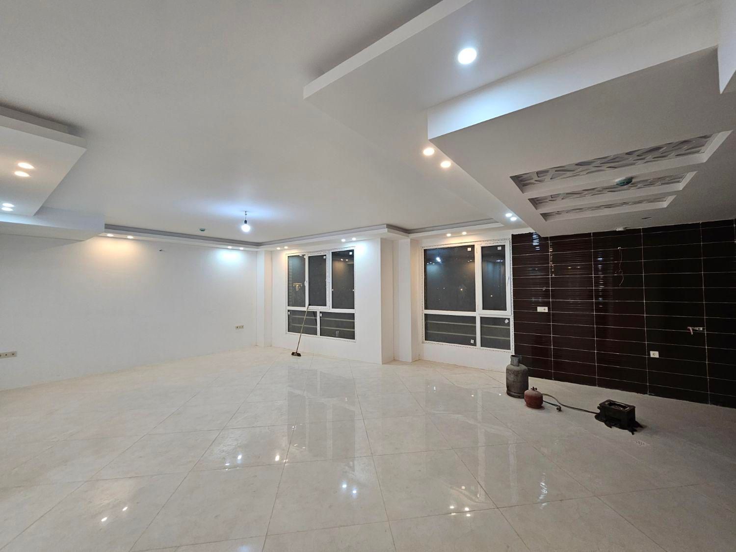 ۱۱۵ متر با پنجره قدی ویو بدون مشرف دیبا ۴|فروش آپارتمان|کاشان, صنعت|دیوار