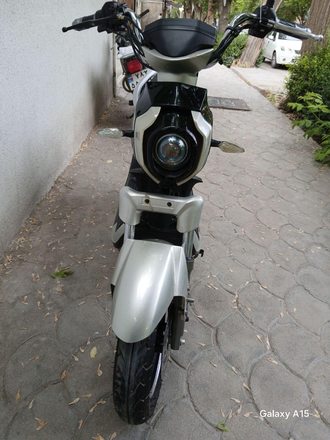 موتور برقی ژاپنیD750|موتورسیکلت|بجنورد, |دیوار