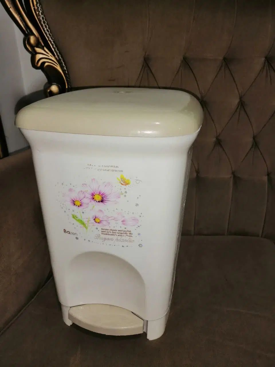 سطل برنج و قند و سطل زباله پدالی|ظروف نگهدارنده، پلاستیکی، یک‌بارمصرف|مشهد, گلبرگ شمالی|دیوار