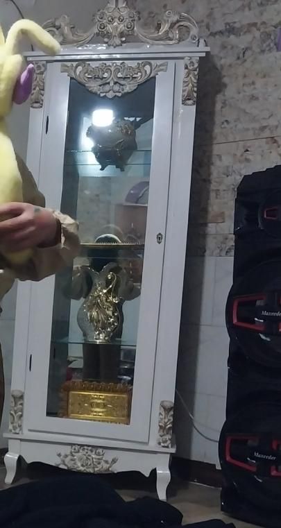 بوفه سالم فروش فوری ۳۰۰تومن|بوفه، ویترین، کنسول|کرج, شهرک سهرابیه|دیوار
