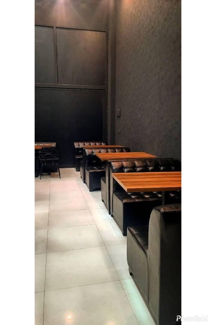مبل صندلی رستوران تهیه غذا سفره خانه|کافیشاپ و رستوران|تهران, طرشت|دیوار