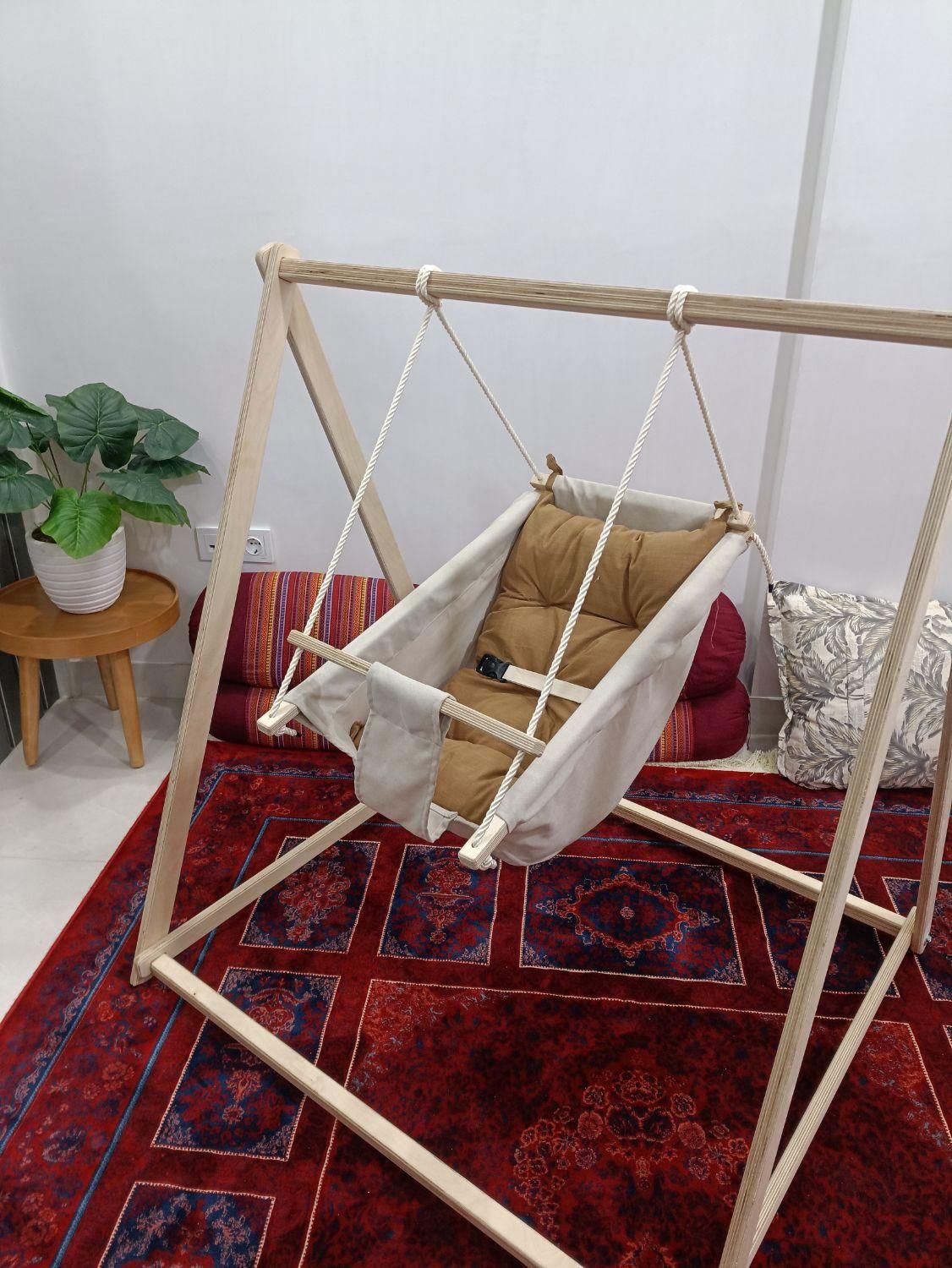 تاب گهواره نوزاد بچه و چادر کودک و رگال لباس|تخت و صندلی بچه|تهران, افسریه شمالی|دیوار