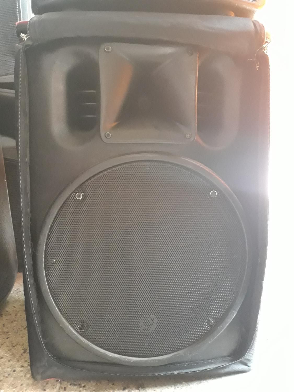 اجاره باند.فلش خور.بلوتوث دار.رقص نور و بخار|خدمات پذیرایی، مراسم|کرج, مصباح|دیوار