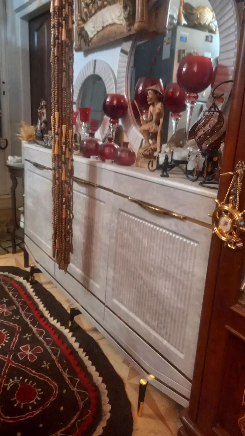 میزکمسول وآینه سه در|مبلمان خانگی و میز عسلی|اصفهان, ملک‌شهر|دیوار