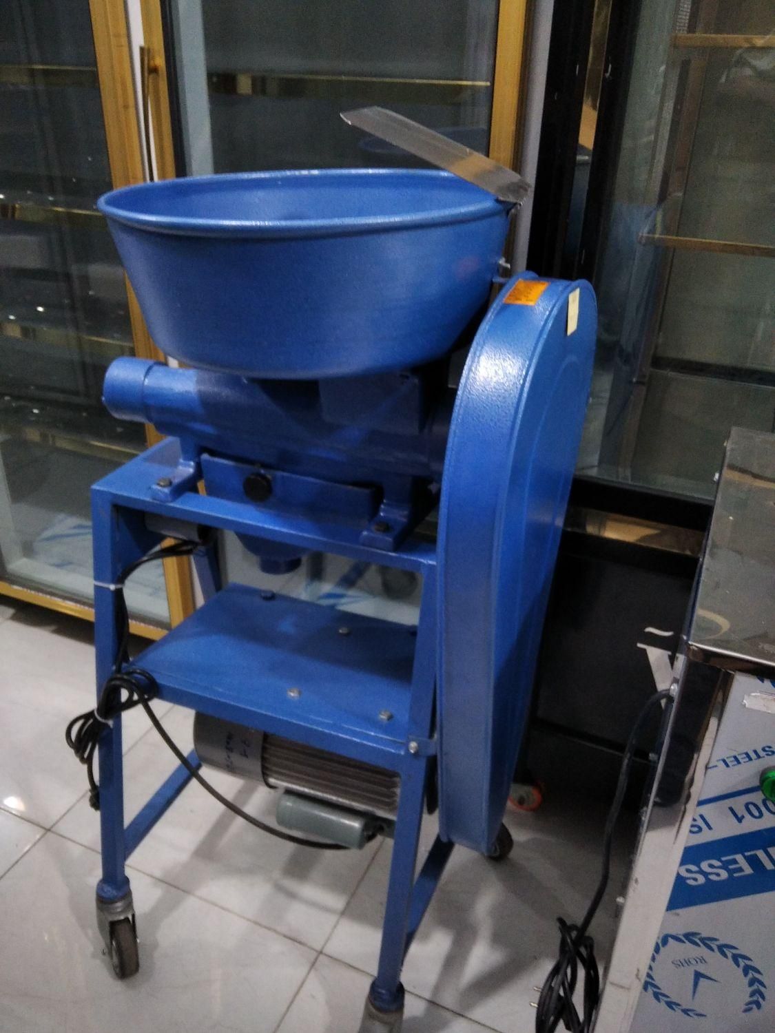 چرخ گوشت آبلیمو گیر ترازو آبسردکن فریزر|فروشگاه و مغازه|ساری, |دیوار