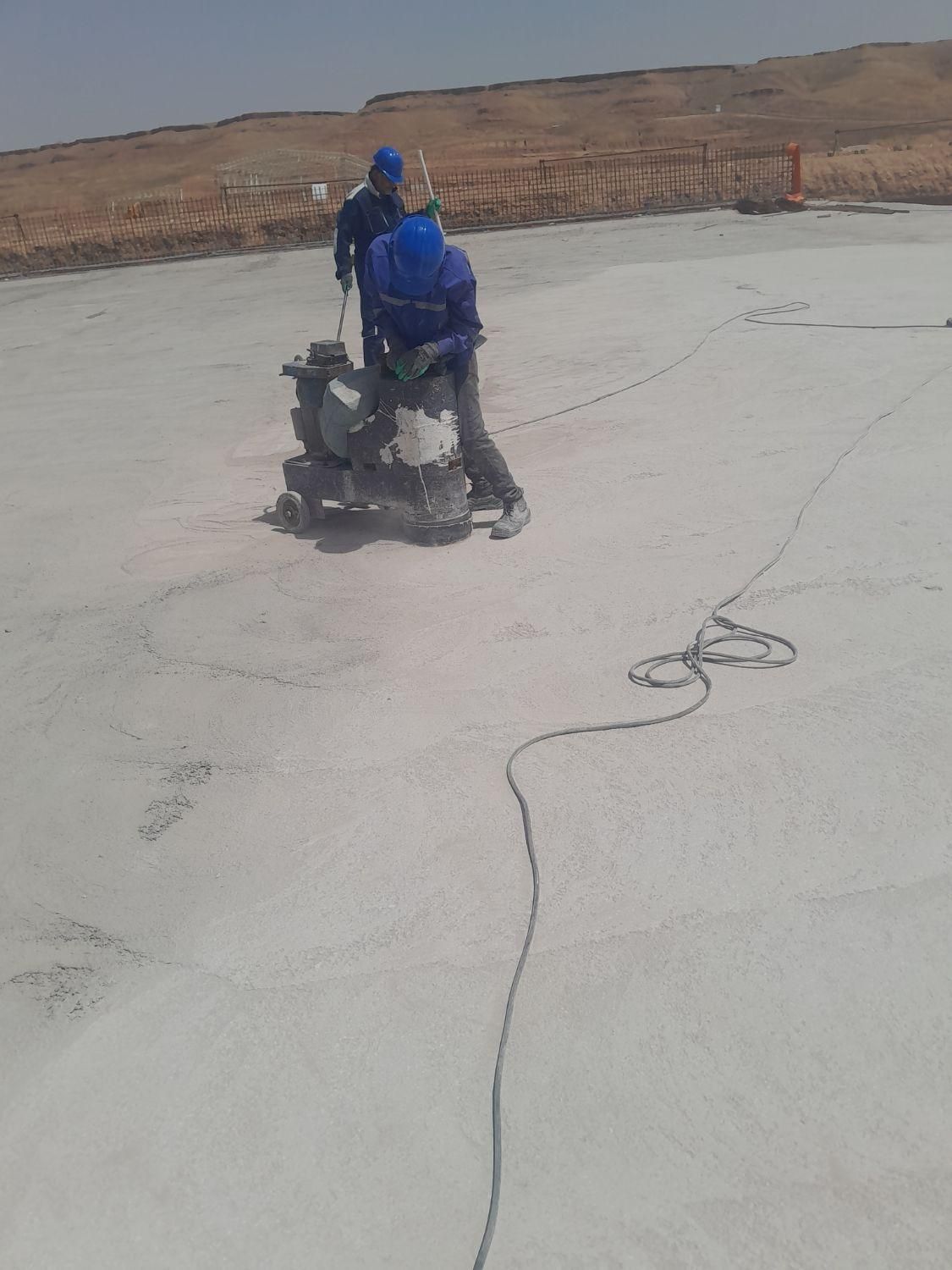 شرکت کفسابی وکفساب بتن وسنگ کف سابی|خدمات نظافت|بم, |دیوار