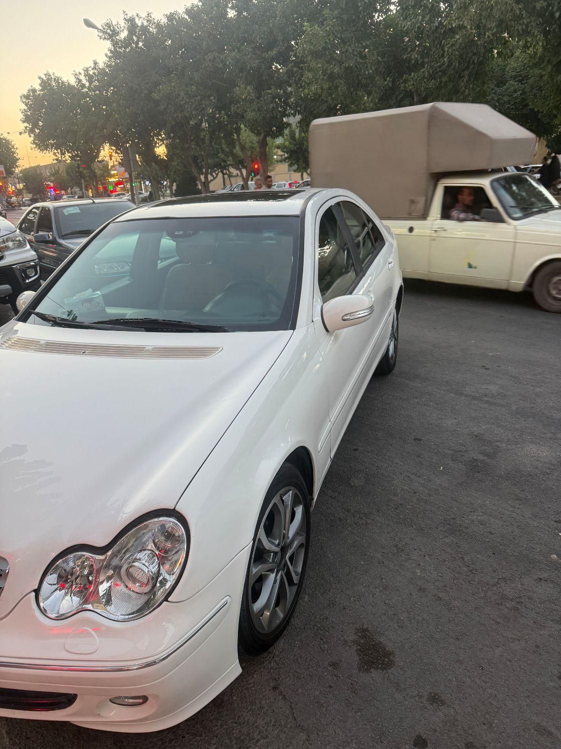 بنز کلاس C C240 اتوماتیک، مدل ۲۰۰۳|خودرو سواری و وانت|اصفهان, احمدآباد|دیوار