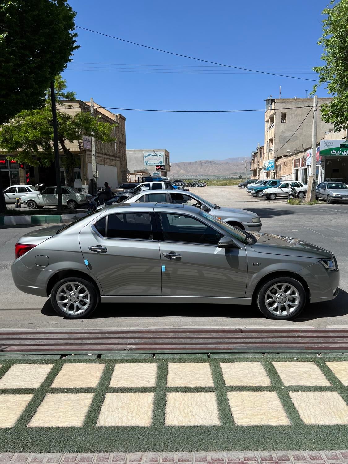 دنا اتومات آپشنال فول 404 تیتانیوم|خودرو سواری و وانت|شهرکرد, |دیوار