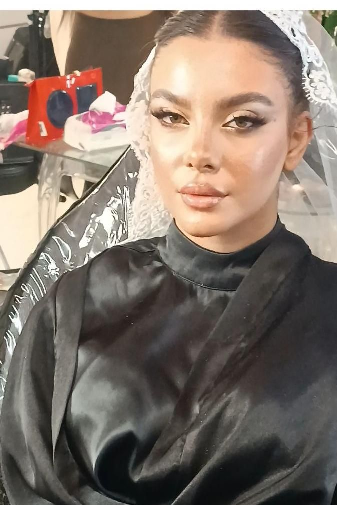 آموزشگاه فنی و حرفهای آرایشی|خدمات آموزشی|بم, |دیوار