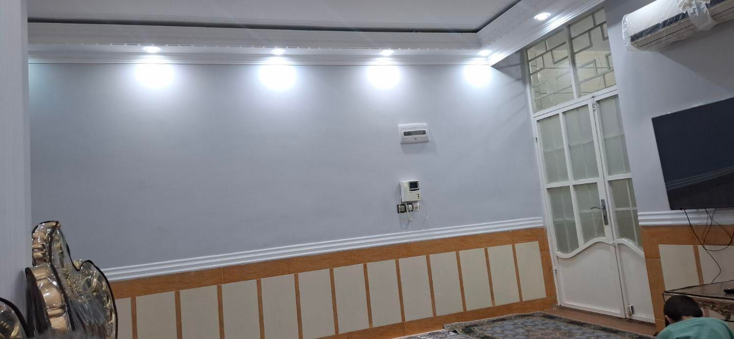 رنگ امیزی،ساختمان  با ۳۰ سال تجربه کار|خدمات پیشه و مهارت|ایذه, |دیوار