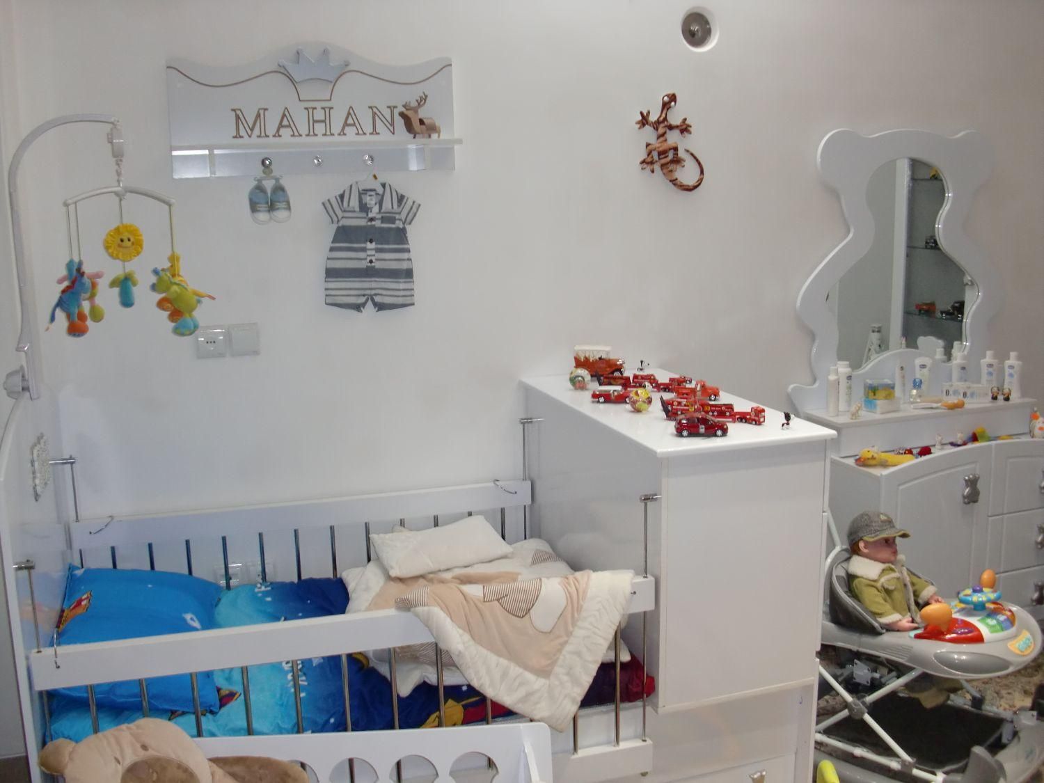 سرویس چوبی سیسمونی|اسباب و اثاث بچه|نائین, |دیوار