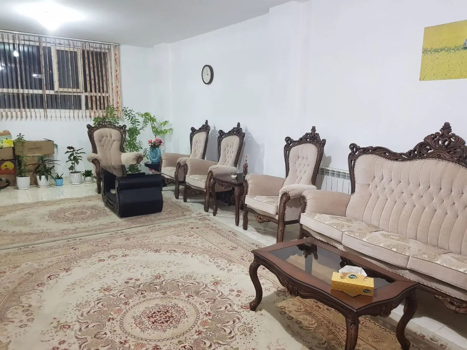 سه خوابه کاشانی دوطرف نور با آسانسور و پارکینگ|اجارهٔ آپارتمان|شهرکرد, |دیوار