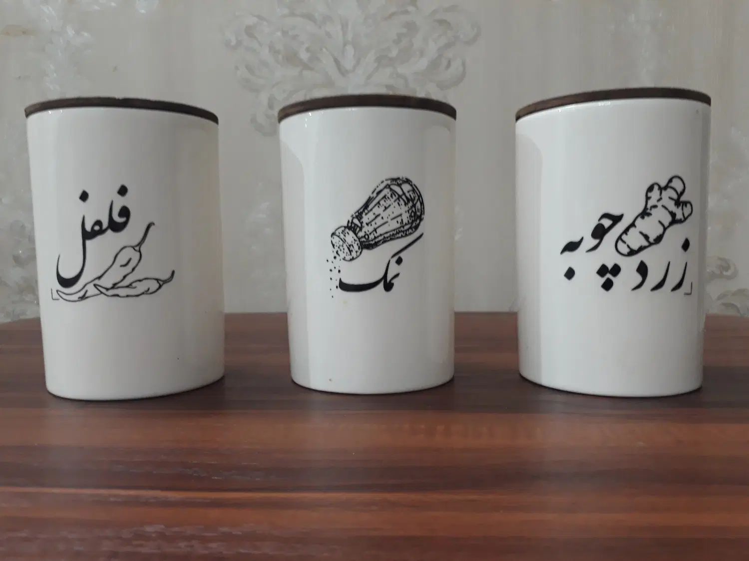 لوازم اشپزخانه جا ادویه ای|ظروف نگهدارنده، پلاستیکی، یک‌بارمصرف|تهران, نازی‌آباد|دیوار