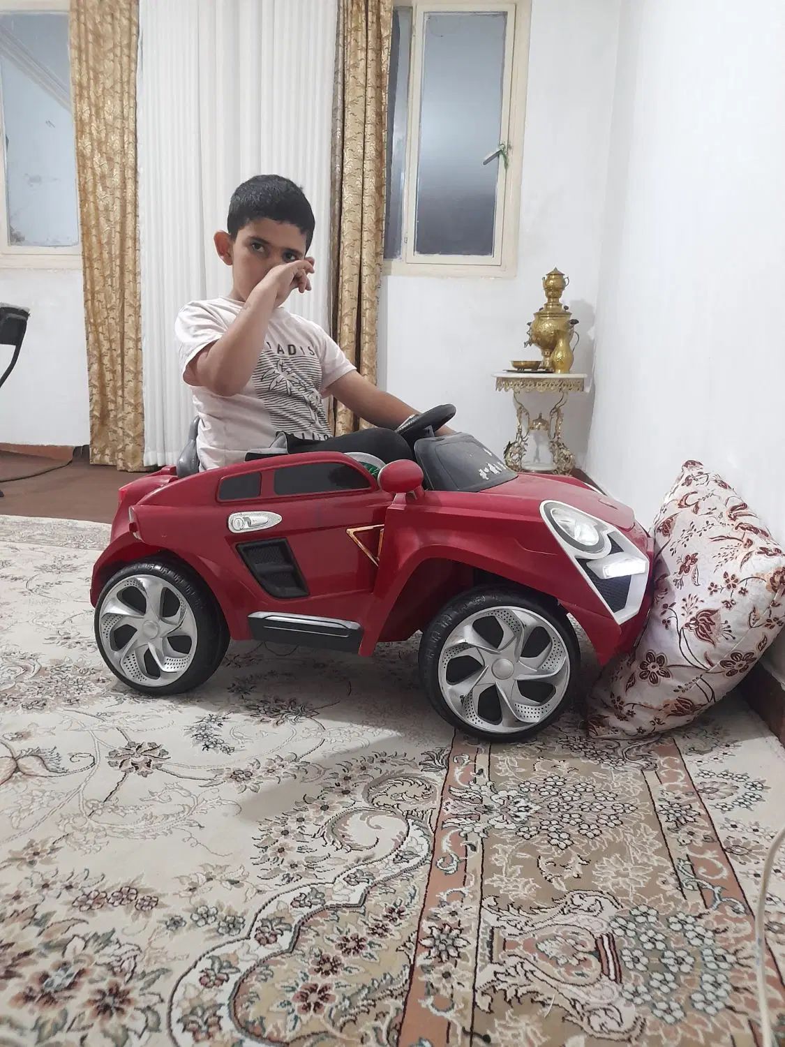 ماشین شارژی|اسباب‌بازی بچه|تهران, ده‌ونک|دیوار