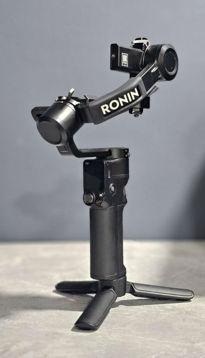 گیمبال دوربین آر اس 3 مینی DJI RS3 Mini|دوربین عکاسی و فیلم‌برداری|بهبهان, |دیوار