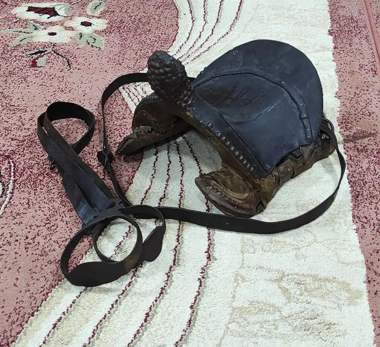 زین اسب قدیمی عتیقه،کله زین کلکسیونی و رکاب|اسب و تجهیزات اسب‌سواری|نکا, |دیوار