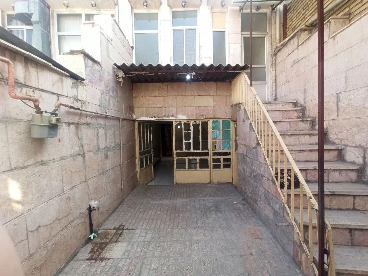 ویلایی 80 متری دو طبقه طبرسی جنوبی المهدی 11|اجارهٔ خانه و ویلا|مشهد, حیدرآباد|دیوار