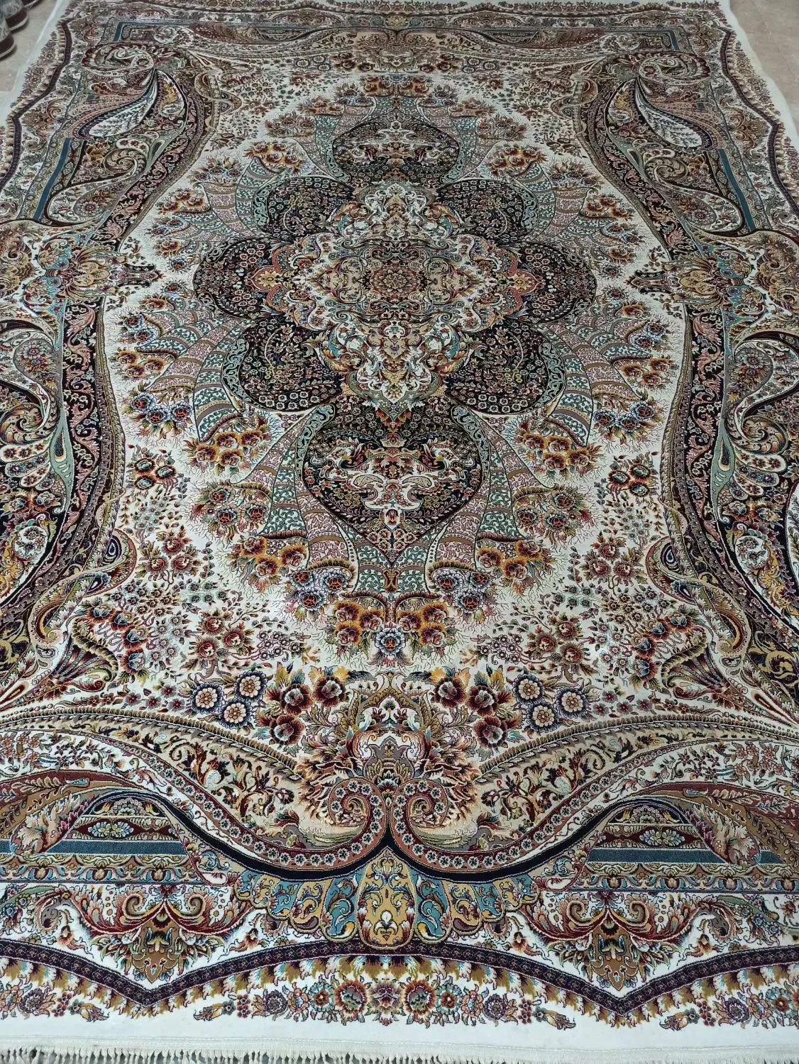 دو تخته ۱۲متری ۷۰۰شانه تراکم ۲۵۵۰ درحد آک|فرش|مشهد, شاهد (شهرک غرب)|دیوار