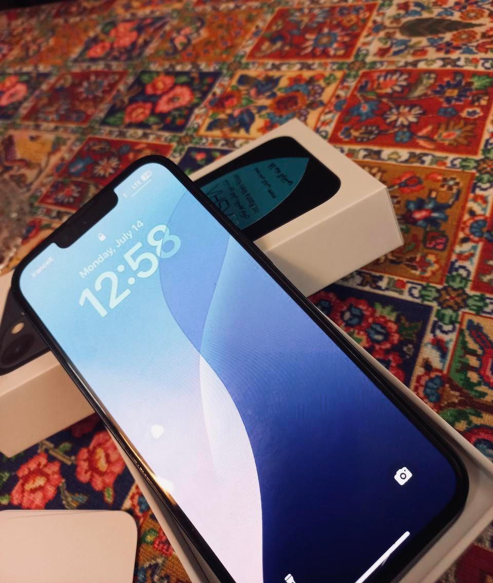 اپل iPhone 13 با حافظهٔ ۱۲۸ گیگابایت|موبایل|قم, زنبیل آباد|دیوار