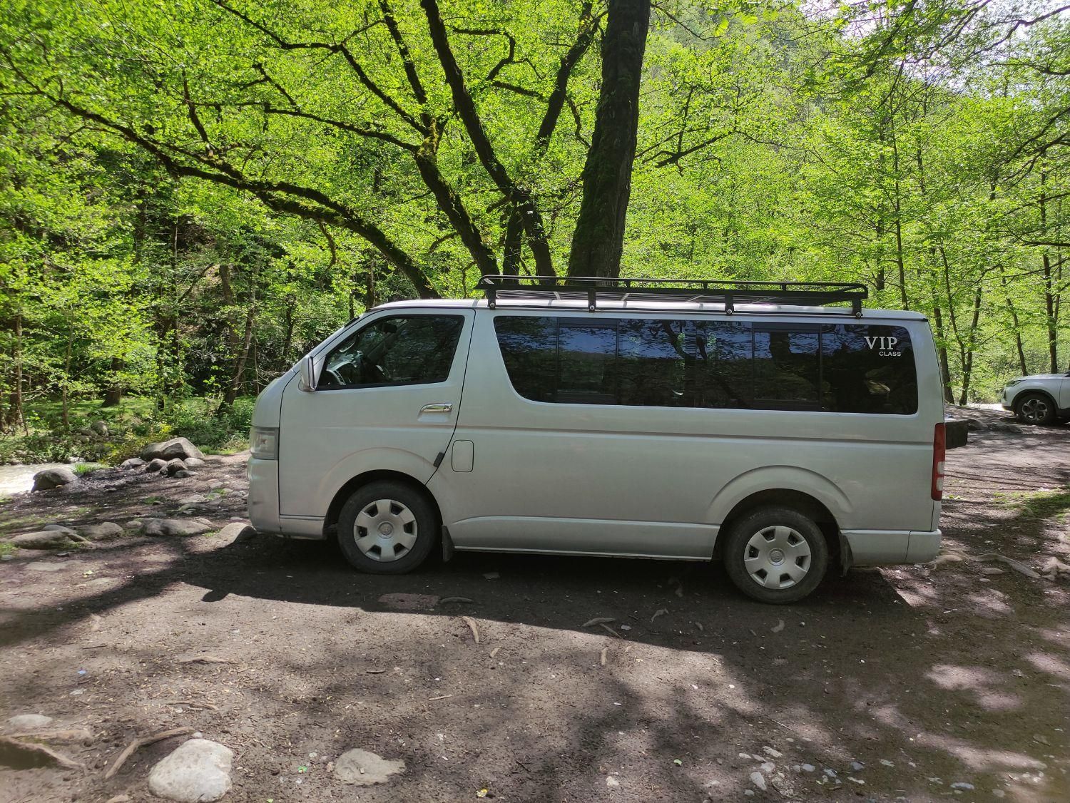 ون دربستی تویوتا هایس|خدمات حمل و نقل|قم, ارم|دیوار