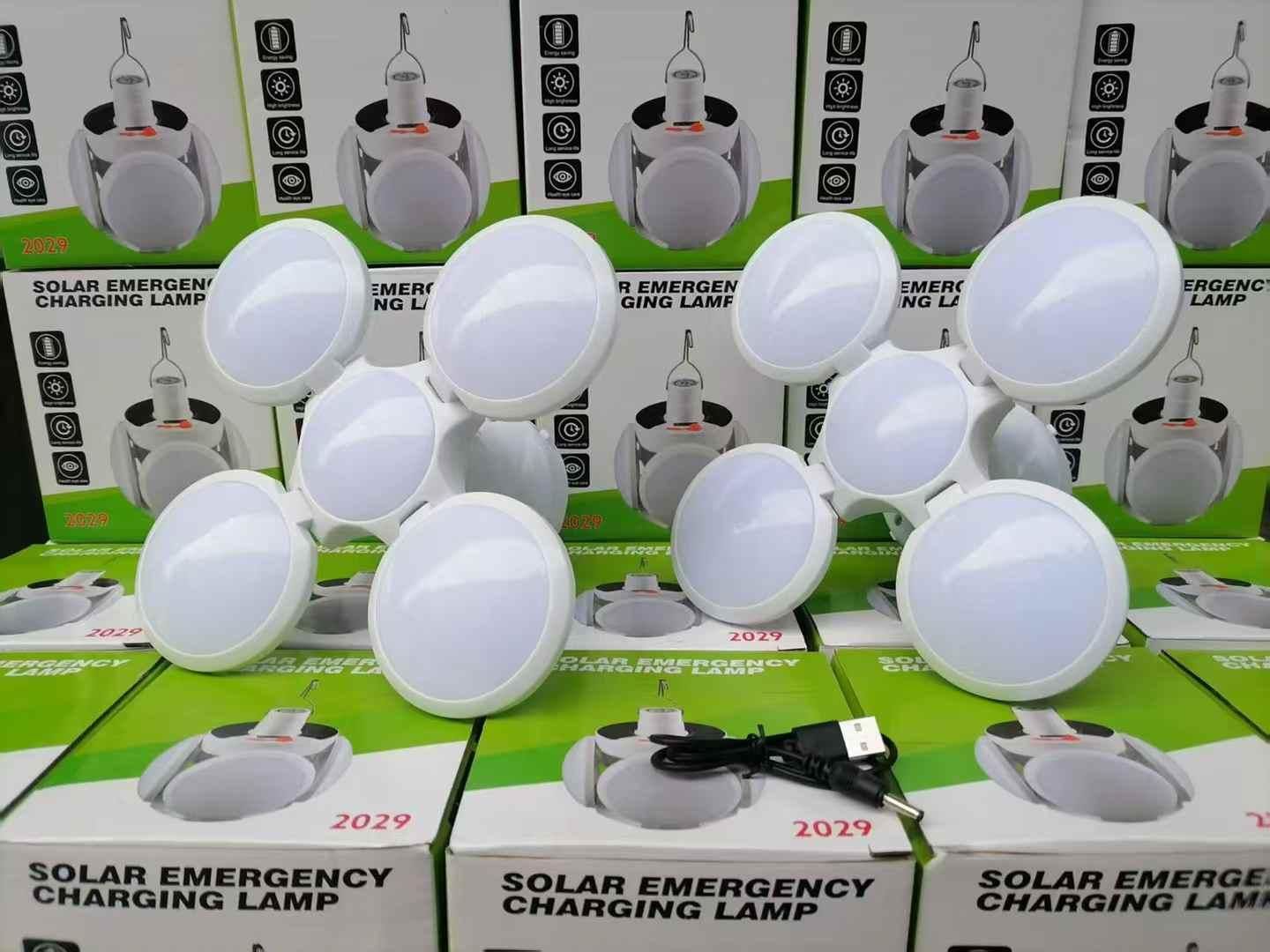 لامپ شارژی خورشیدی اضطراری چراغ تاشو ۲۰۲۹|لامپ و چراغ|تهران, فردوسی|دیوار