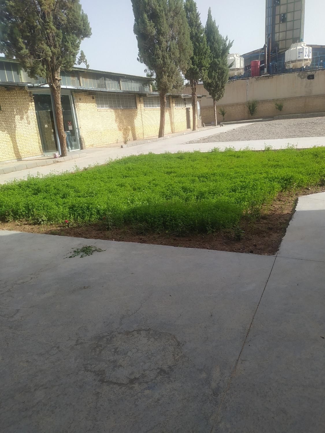 کارگر - خیاط- بافنده -فروشنده|استخدام صنعتی، فنی، مهندسی|مشهد, شهرک صنعتی مشهد|دیوار