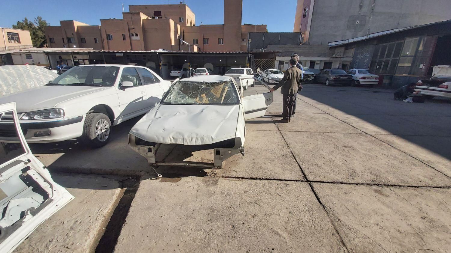 فقط بدنه پژو پارس دوگانه سوز، مدل ۱۳۸۸|خودرو سواری و وانت|تهران, دانشگاه تهران|دیوار